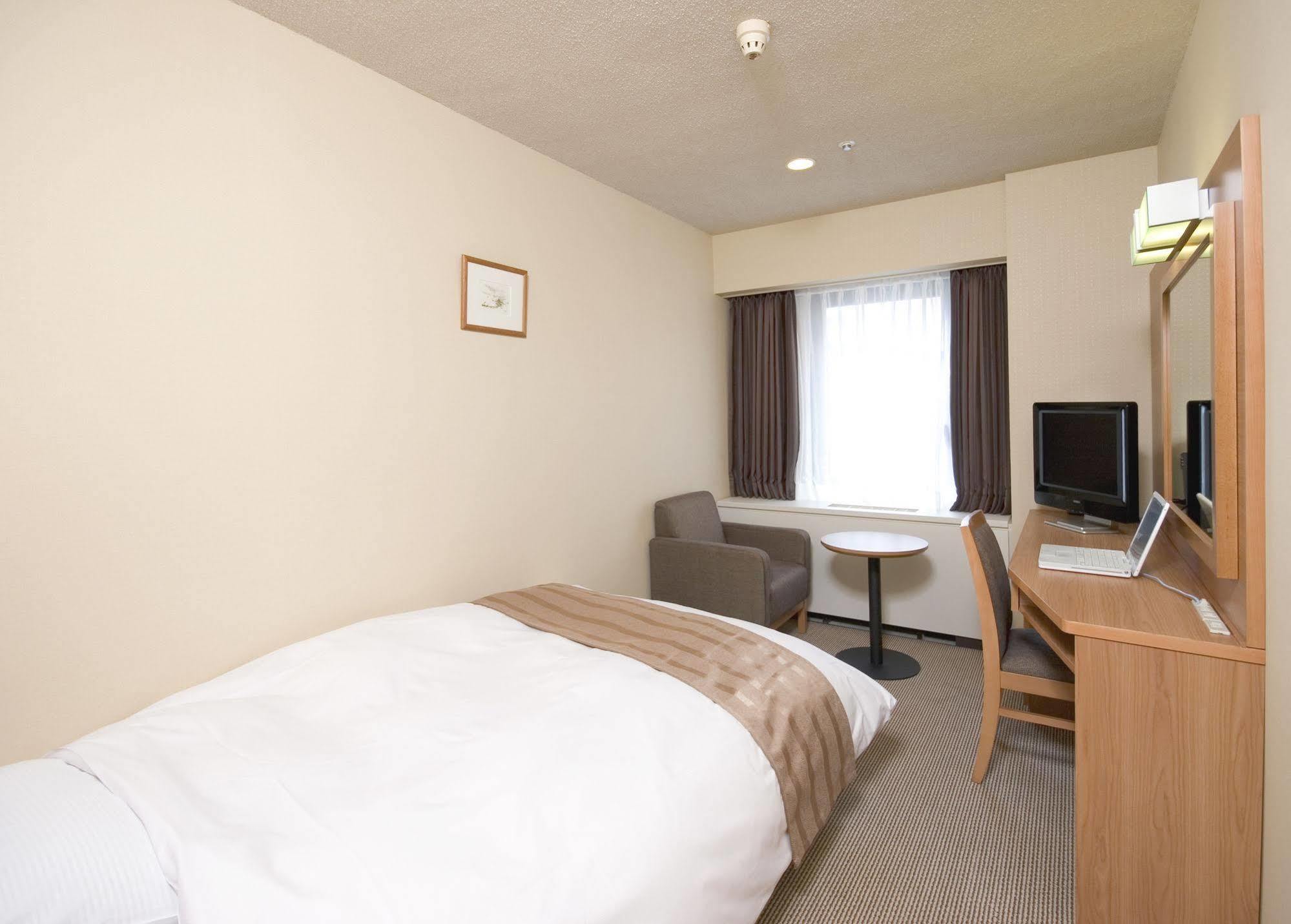 Hotel Sunroute New Sapporo Esterno foto