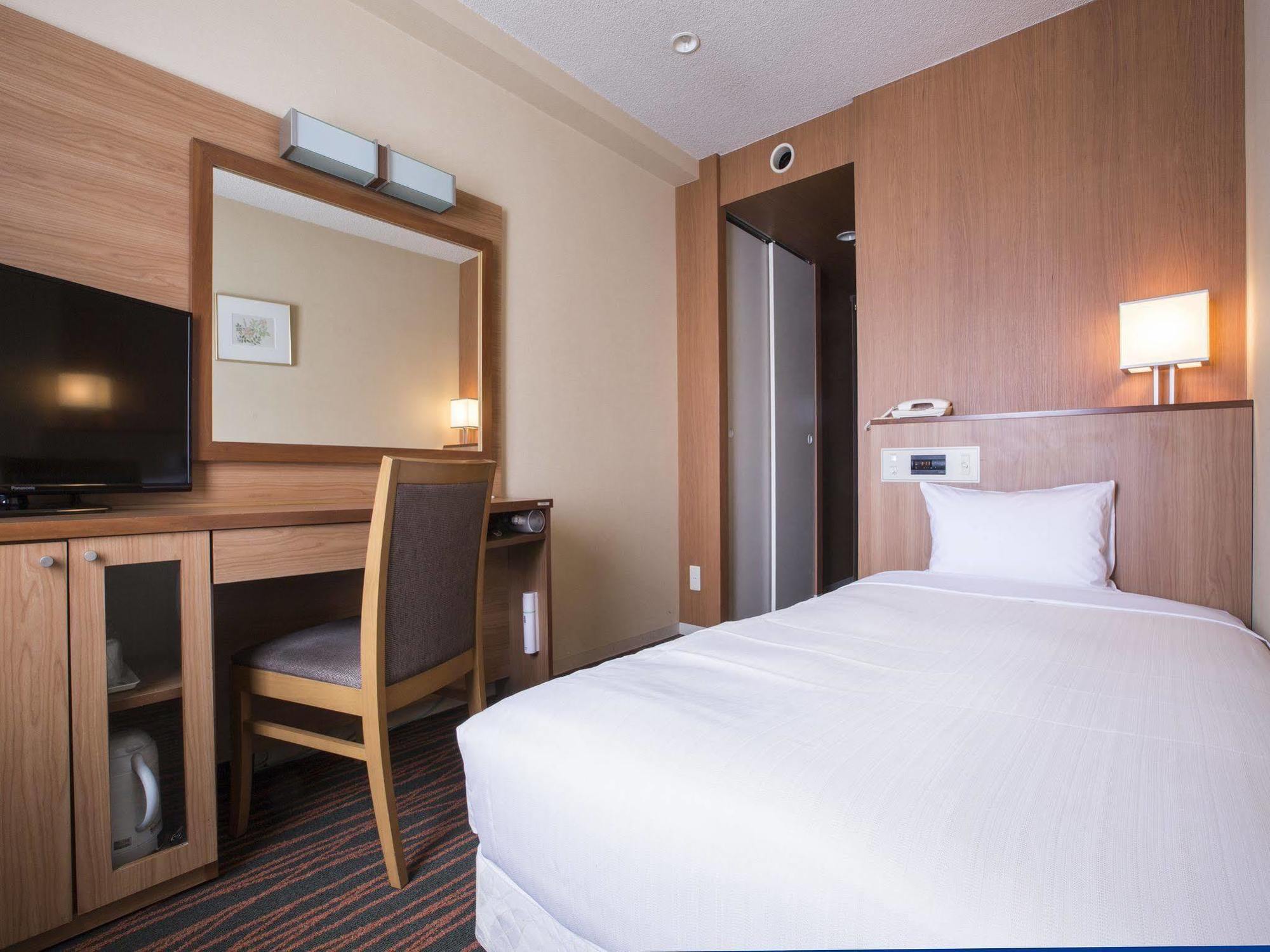 Hotel Sunroute New Sapporo Esterno foto